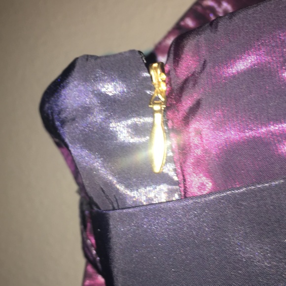 Multi-tone iridescent evening skirt - Picture 5 of 8